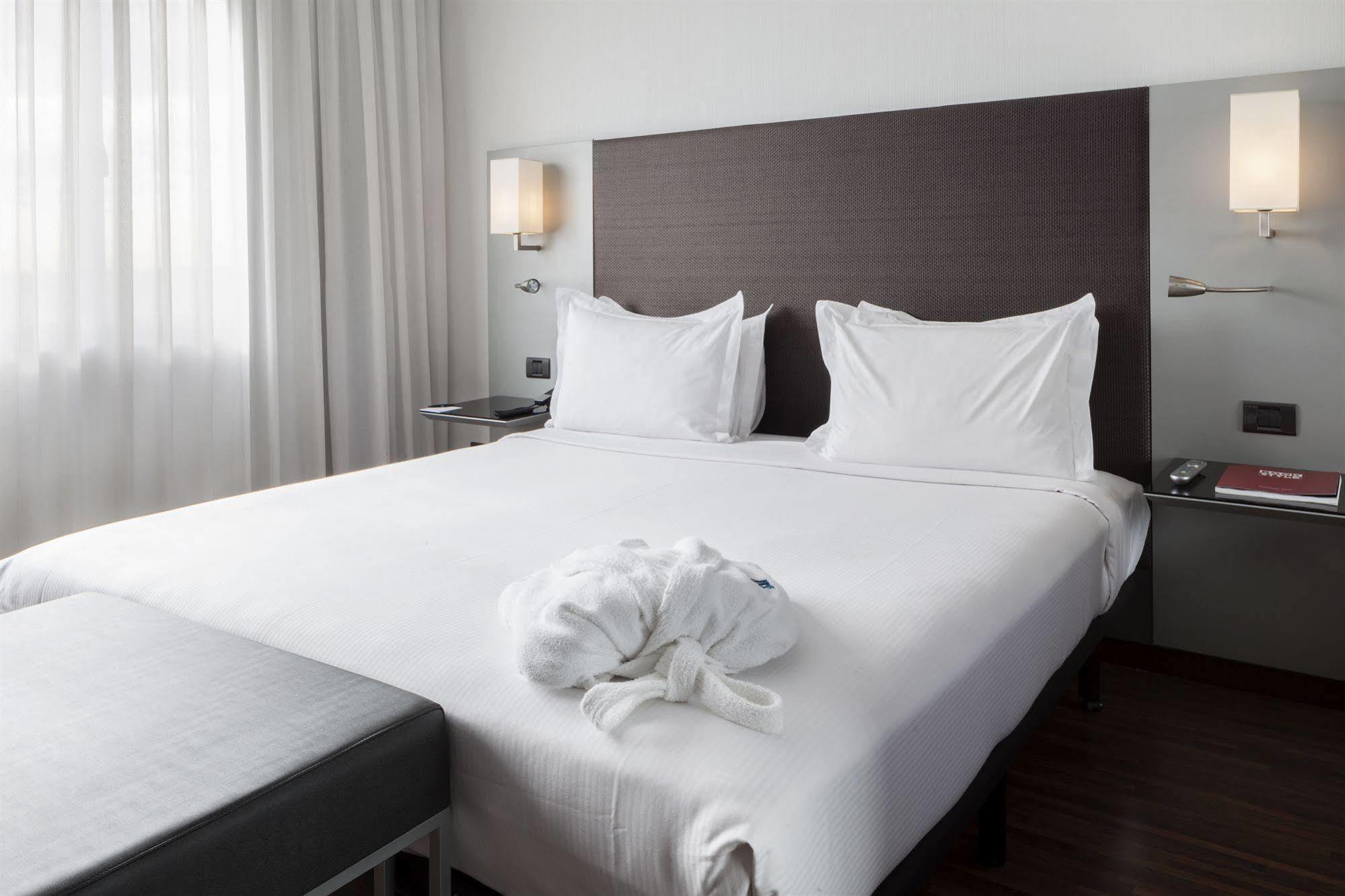 AC Hotel San Sebastián de los Reyes by Marriott Exterior foto